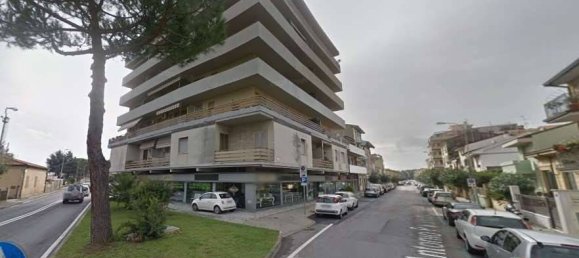 2 bedrooms Apartment in Viareggio, Italy No. 263723 3
