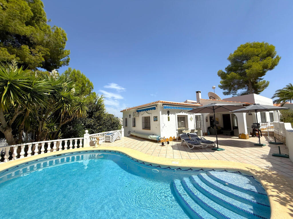3 bedrooms Villa in Moraira, Spain No. 246072