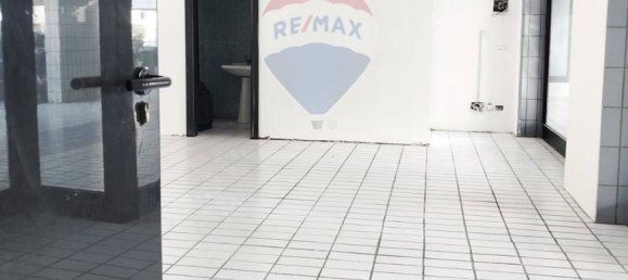 Коммерческая недвижимость 470м² в Бари, Италия № 54919 4