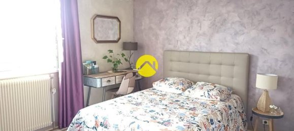 4 Schlafzimmer Haus in Issoudun, France, Nr. 333168 8