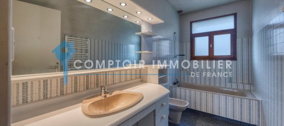 4 bedrooms House in Bernin, France No. 201881 12