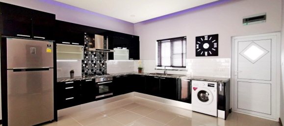 3 Schlafzimmer Cafe / Restaurant in Bang Sare, Thailand, Nr. 3304 8