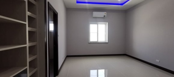 3 Schlafzimmer Cafe / Restaurant in Bang Sare, Thailand, Nr. 3304 22