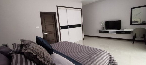 3 Schlafzimmer Cafe / Restaurant in Bang Sare, Thailand, Nr. 3304 11