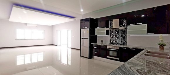 3 Schlafzimmer Cafe / Restaurant in Bang Sare, Thailand, Nr. 3304 6