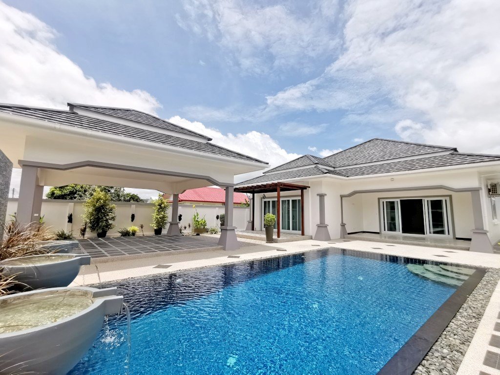 3 Schlafzimmer Cafe / Restaurant in Bang Sare, Thailand, Nr. 3304