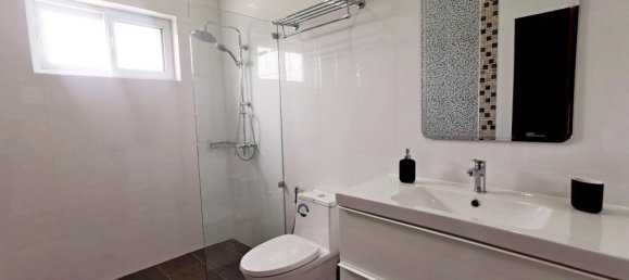 3 Schlafzimmer Cafe / Restaurant in Bang Sare, Thailand, Nr. 3304 15