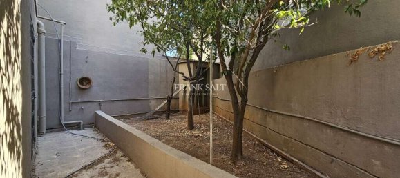 Villa de 5 dormitorios en Swieqi, Malta No. 1973 14