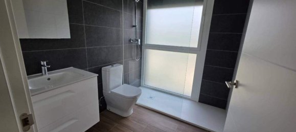 Casa de 5 dormitorios en Canovelles, Spain No. 182740 50