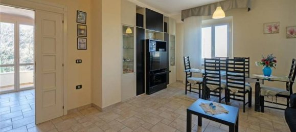 5 Schlafzimmer Villa in Collazzone, Italy, Nr. 358186 34