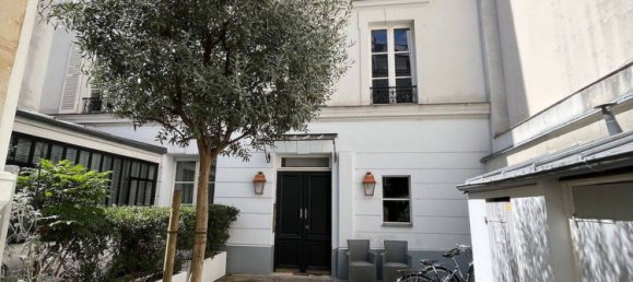 2 bedrooms Apartment in Paris, France No. 326848 10