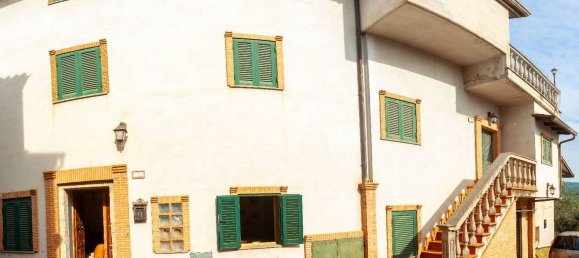 6 غرف نوم فيلا في Veroli, Italy رقم 339830 8