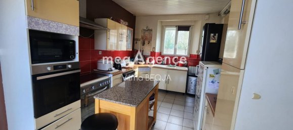 4 Schlafzimmer Haus in Courgenay, France, Nr. 200438 4