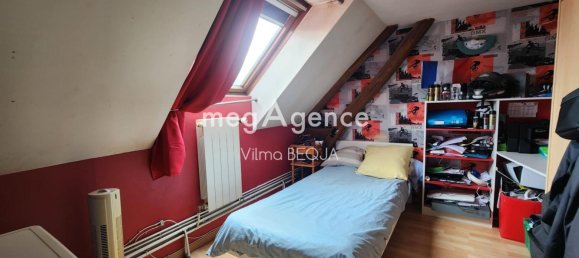 4 Schlafzimmer Haus in Courgenay, France, Nr. 200438 11