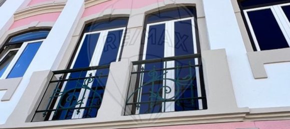 Bâtiment à Vila Franca de Xira, Portugal 304m² No. 57222 2