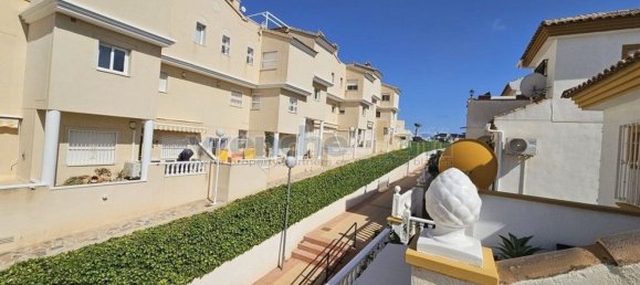 3 غرف نوم تاون هاوس في Alicante, Spain رقم 182817 34