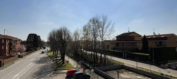 4 rooms Villa in Landriano, Italy No. 7833 35