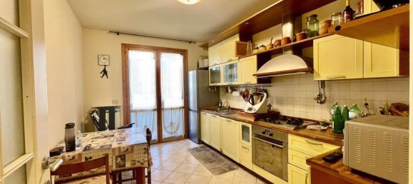 5 rooms House in San Miniato, Italy No. 301090 4