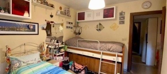 3 rooms Apartment in Capraia e Limite, Italy No. 257028 12