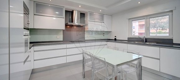 5 Schlafzimmer Haus in Rio de Mouro, Portugal, Nr. 46118 9