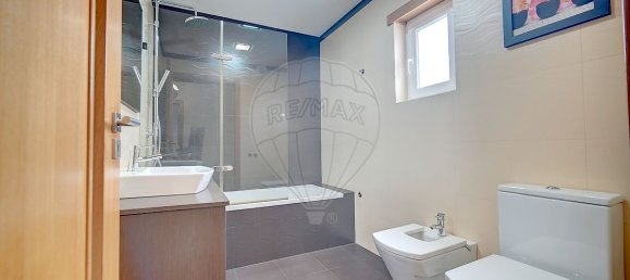 5 Schlafzimmer Haus in Rio de Mouro, Portugal, Nr. 46118 25