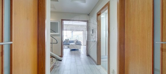 5 Schlafzimmer Haus in Rio de Mouro, Portugal, Nr. 46118 8