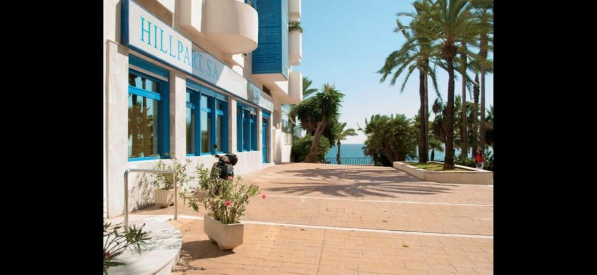  مكتب في Marbella, Spain 290متر مربع رقم 180654