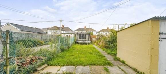 House in Bridgend, United Kingdom No. 2662 12