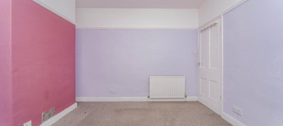 House in Bridgend, United Kingdom No. 2662 9