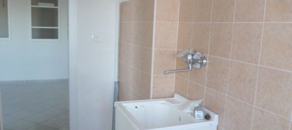 Квартира с 6 комнатами в Ланчано, Италия № 123621 9