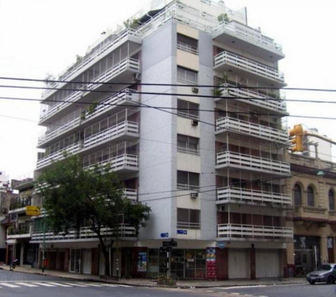 3 bedrooms Apartment in Buenos Aires, Argentina No. 102554