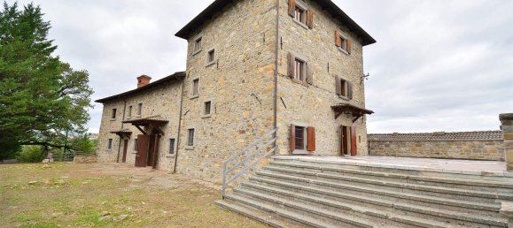30 rooms House in Montefiorino, Italy No. 206931 19