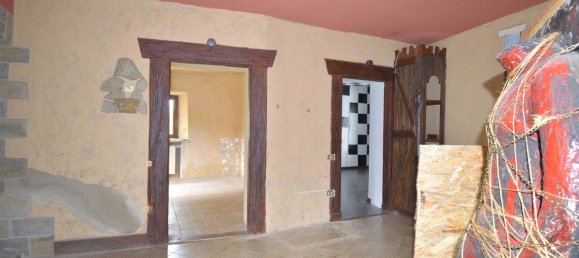 30 rooms House in Montefiorino, Italy No. 206931 27