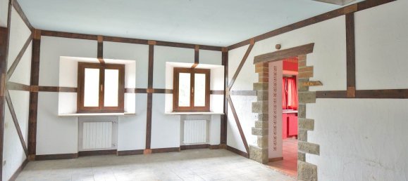 30 rooms House in Montefiorino, Italy No. 206931 39