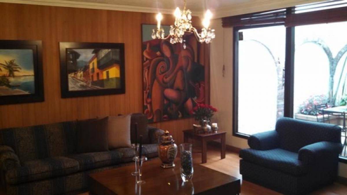 3 Schlafzimmer Haus in Bogota, Colombia, Nr. 13158