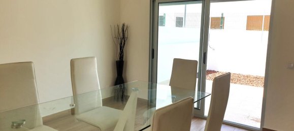 3 bedrooms House in Sesimbra, Portugal No. 7130 4