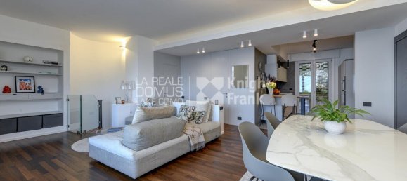 Apartamento de 3 dormitorios en Como, Italy No. 283303 8