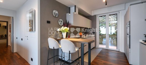 Apartamento de 3 dormitorios en Como, Italy No. 283303 16