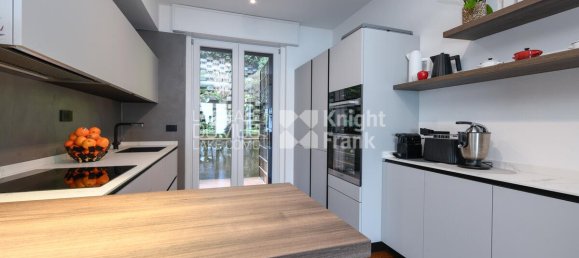 Apartamento de 3 dormitorios en Como, Italy No. 283303 14