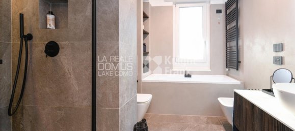 Apartamento de 3 dormitorios en Como, Italy No. 283303 24