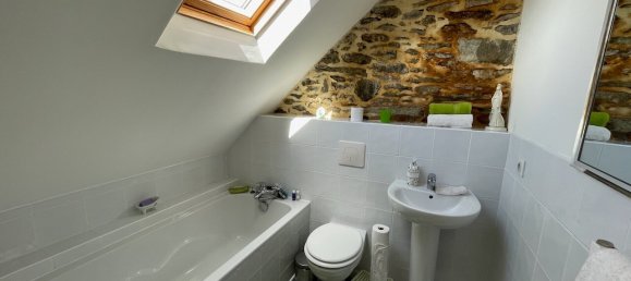 3 Schlafzimmer Haus in Cotes-d'Armor, France, Nr. 198701 15