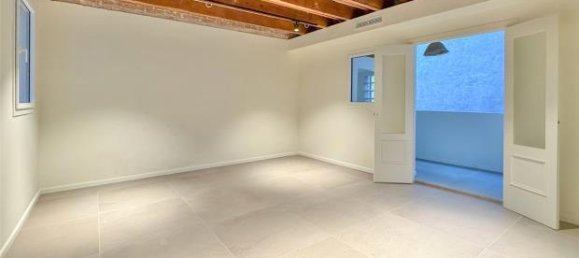 Квартира с 3 спальнями в Эшампле, Испания № 182327 23