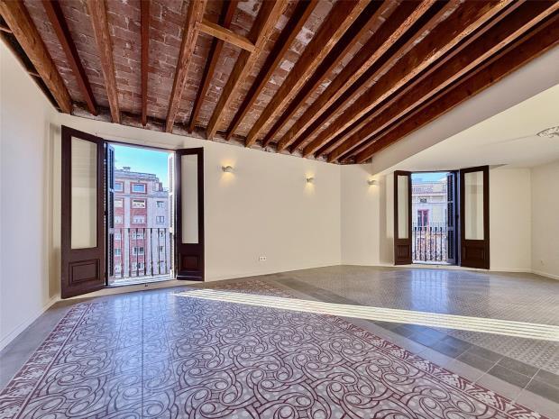 Квартира с 3 спальнями в Эшампле, Испания № 182327