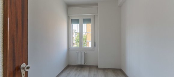 3 rooms Apartment in Galliera, Italy No. 297226 9