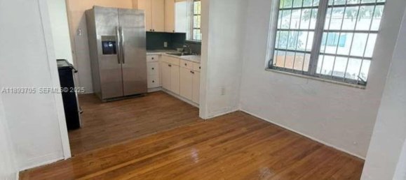 167.69m² Land for sale in Miami, Miami-Dade, Florida, USA № 614726 6