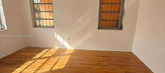 167.69m² Land for sale in Miami, Miami-Dade, Florida, USA № 614726 7