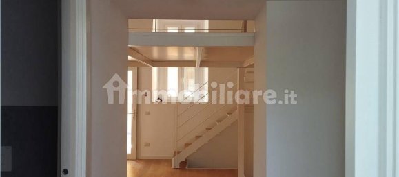 Apartamento T2 em Milan, Italy N.º 369936 11