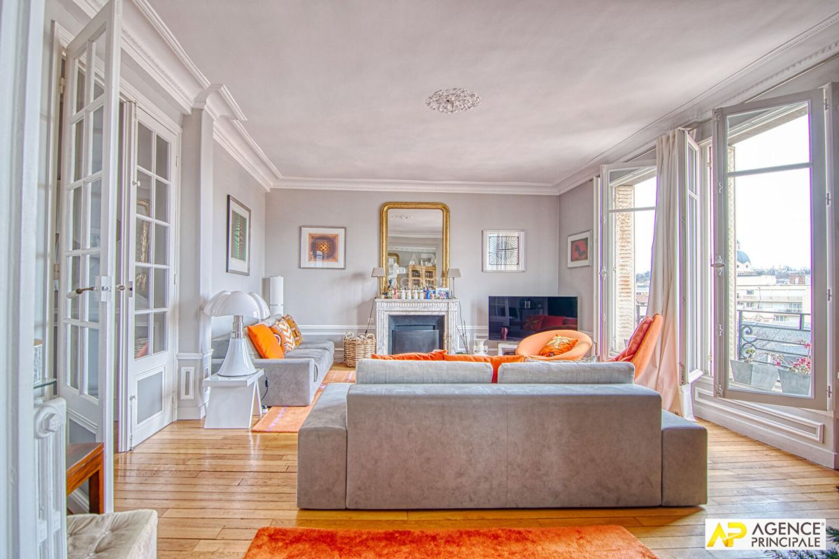 4 Schlafzimmer Wohnung in Versailles, France, Nr. 123053