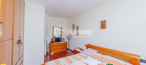 Apartamento de 2 dormitorios en Motta Visconti, Italy No. 372554 9