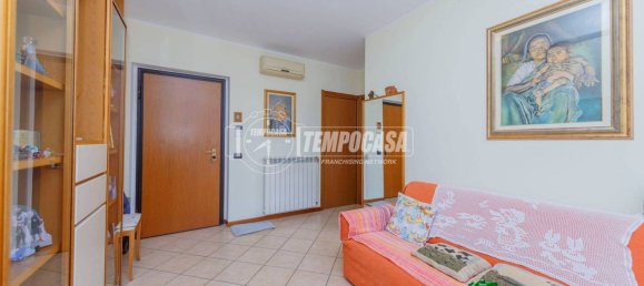 Apartamento de 2 dormitorios en Motta Visconti, Italy No. 372554 5